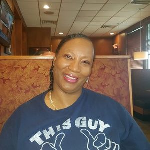 Meet your Posher, Sonya